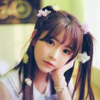 许你万丈光芒杨卓盈贺君临封面